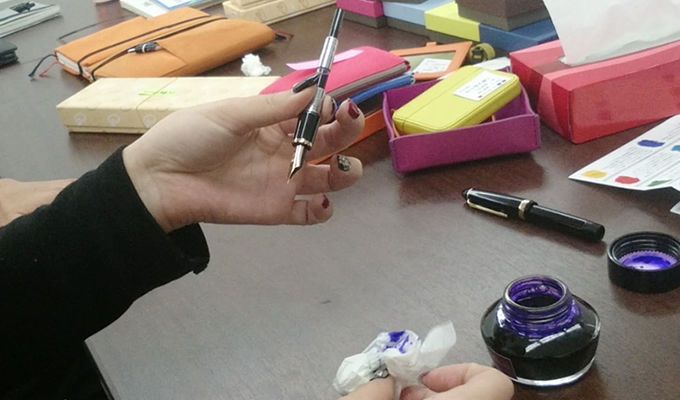 チューリヒ美術館展とのコラボ限定神戸インク物語　ゴッホコバルト & モネバイオレット