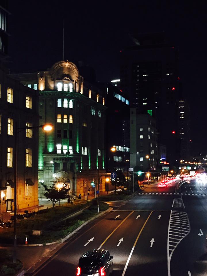 商船三井ビルディングの夜