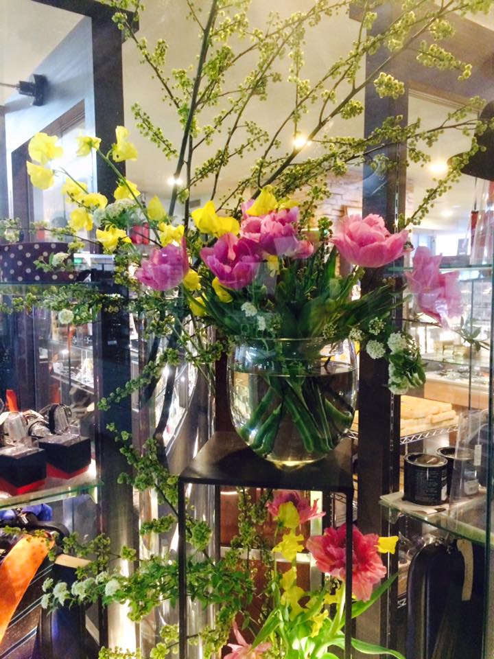 Pen Style DEN 春の装いに