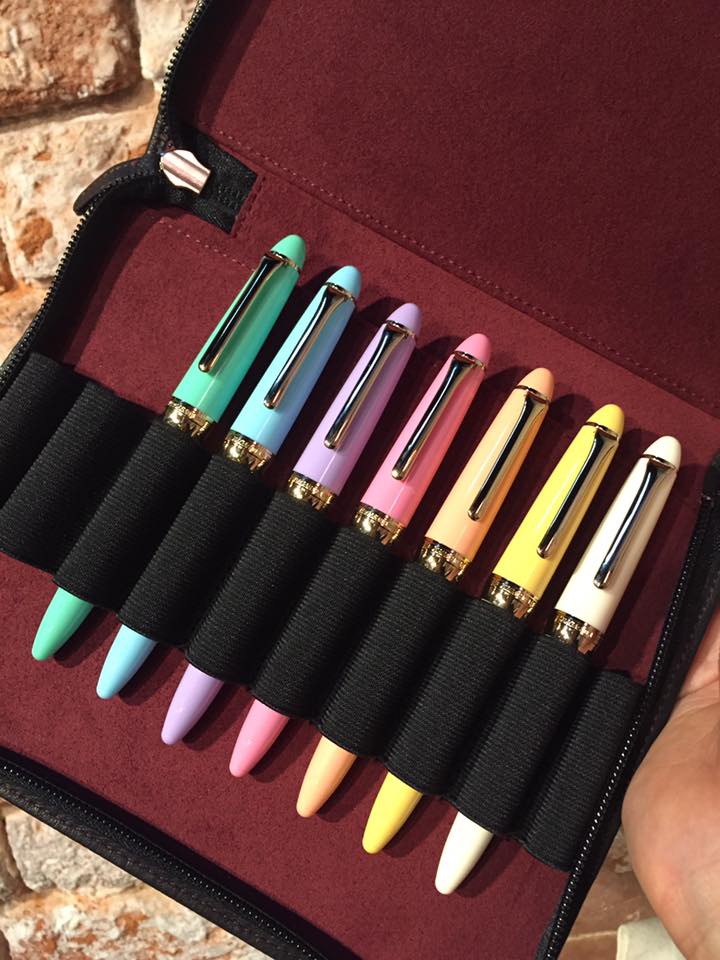 Kobe Ｐro color 万年筆 7色勢揃い