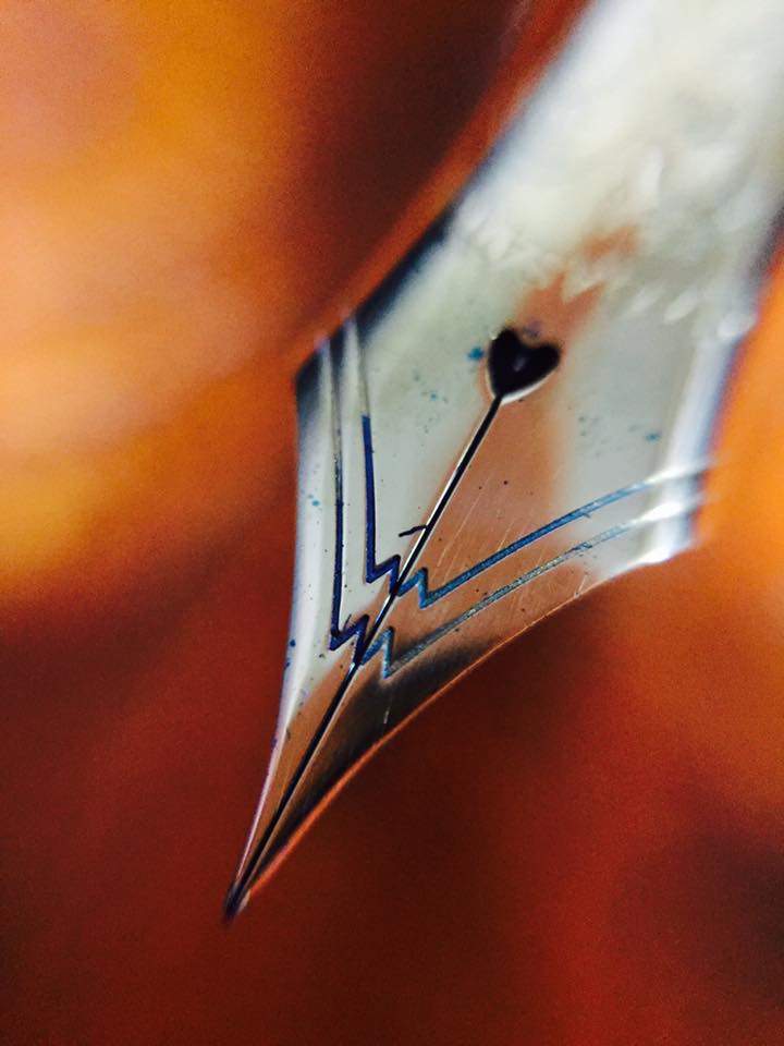 魅惑の愛用万年筆たち