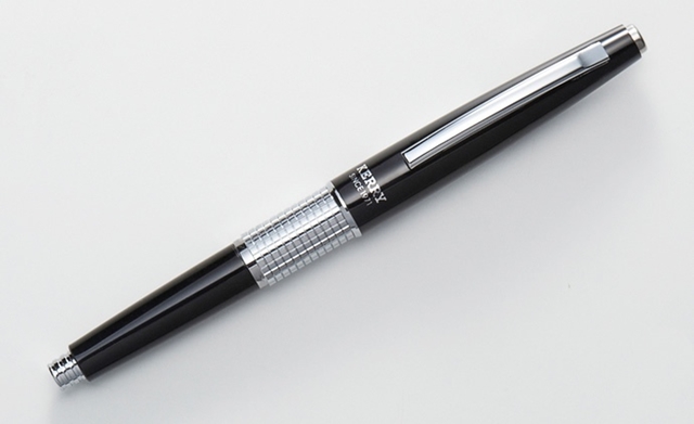 ぺんてる 万年CIL ケリー