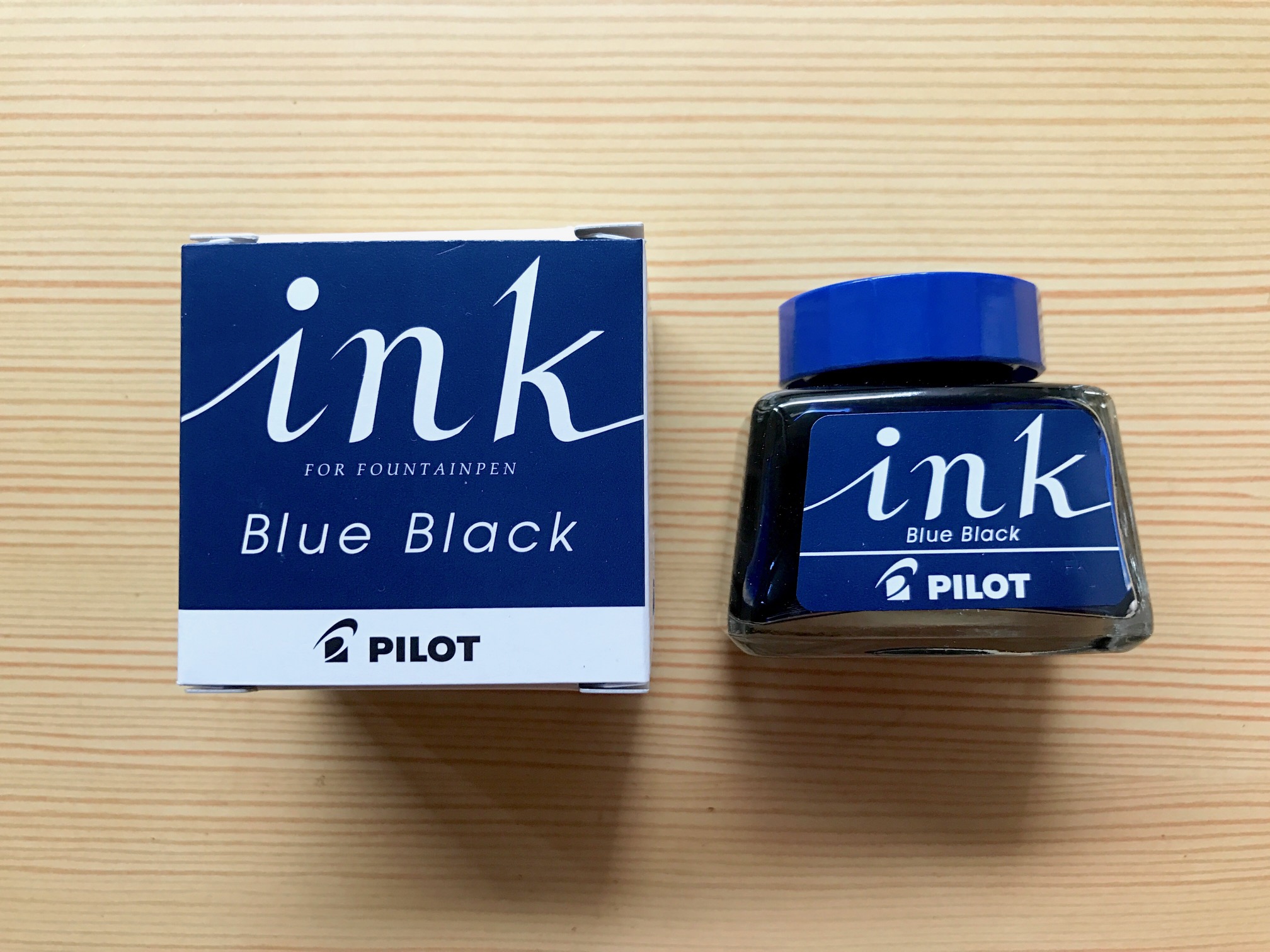 小日向京のひねもす文房具｜第百四十四回「パイロット インキ ブルーブラック 30ml」