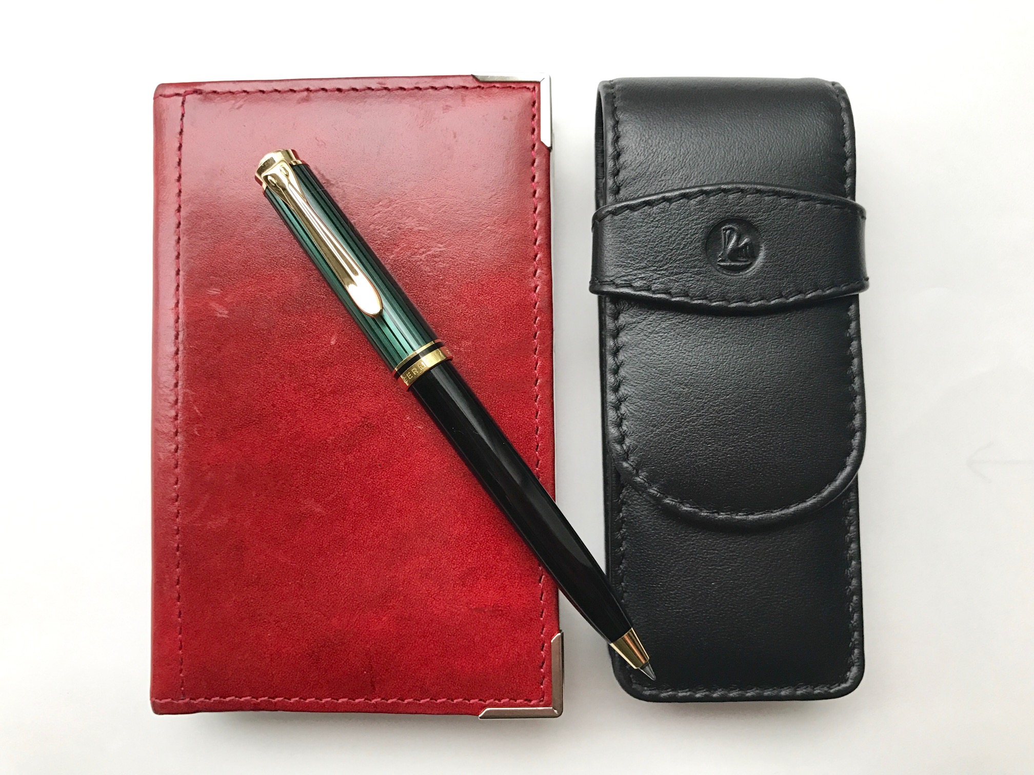 小日向京のひねもす文房具｜第百四十九回「ペリカン スーベレーン K300 ボールペン 緑縞」