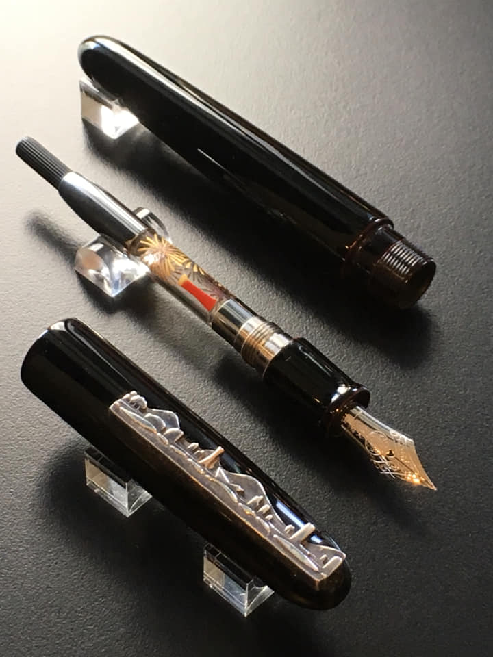 魅力の周年記念万年筆たち