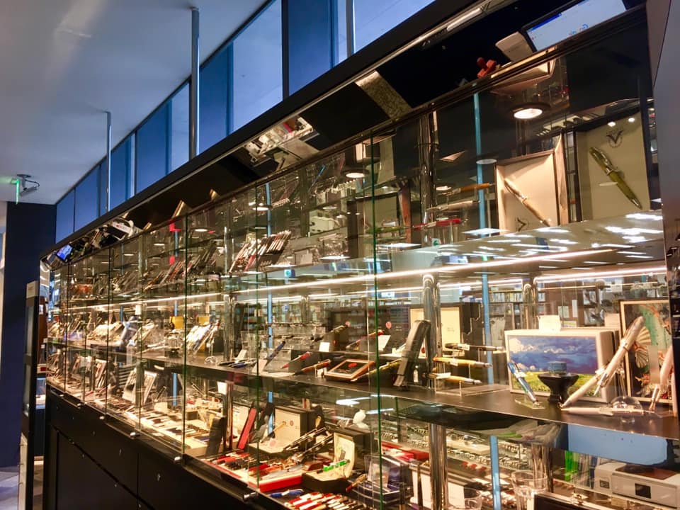 梅田茶屋町の万年筆日常