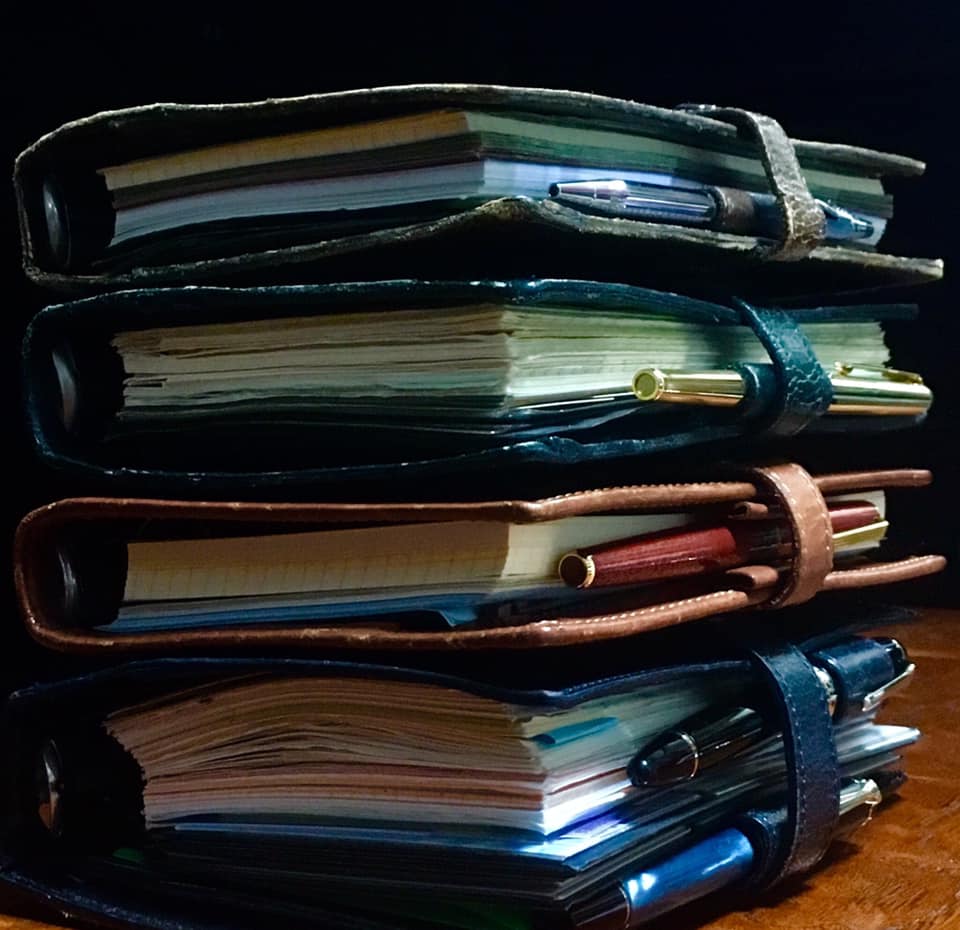 システム手帳シルエット