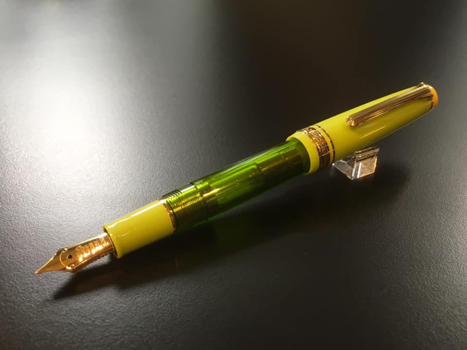 梅田茶屋町店限定 菜の花 万年筆