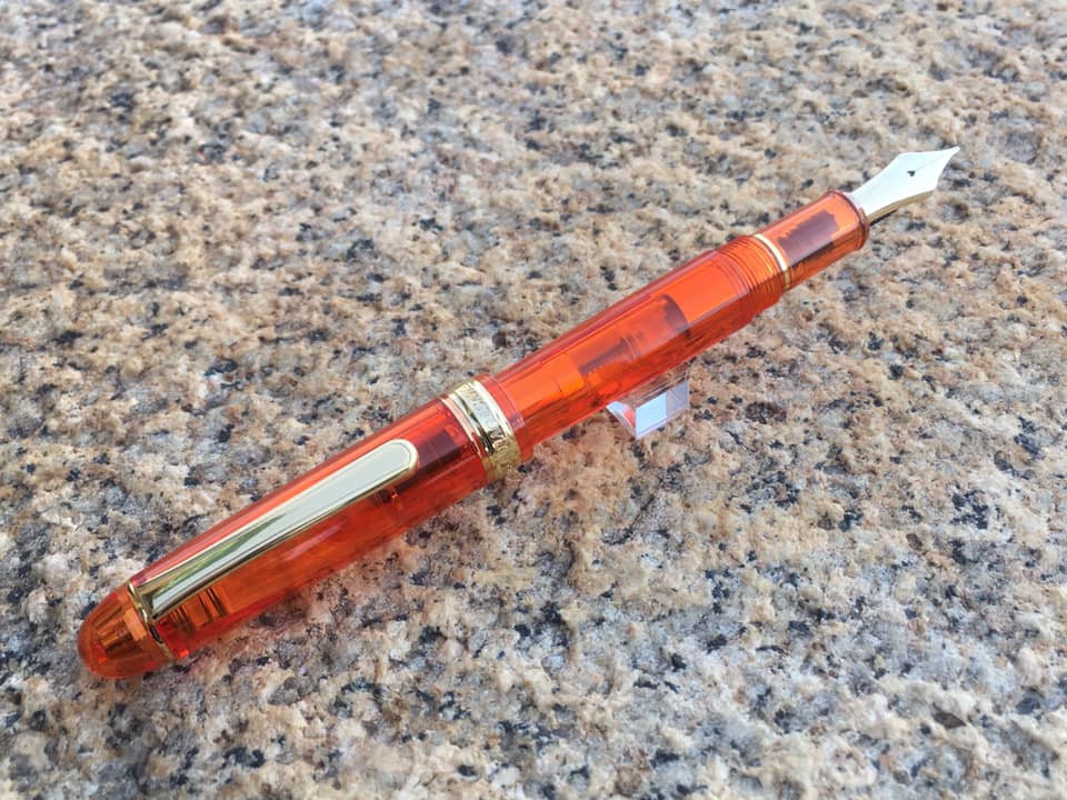 垂水アプリコット万年筆