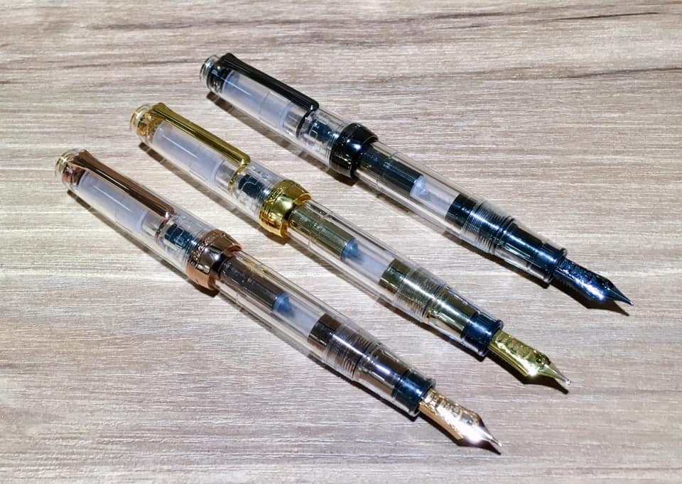 風見鶏の刻印際立つ21Kペン先