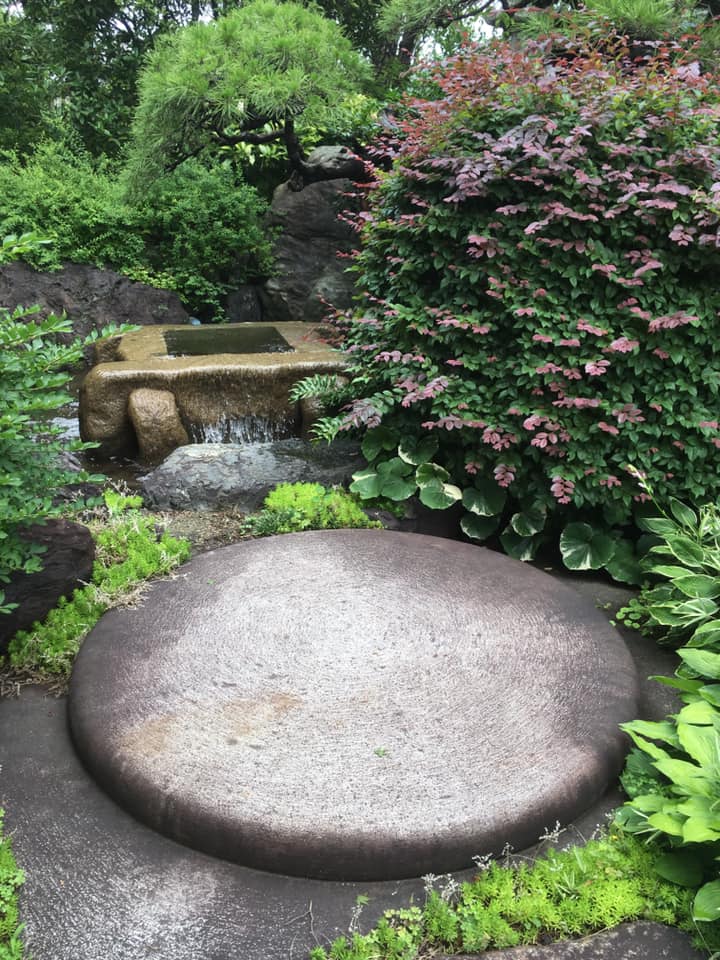 岡本太郎氏と午後の日を過ごす