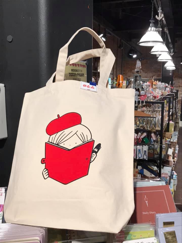 神戸煉瓦倉庫店にて